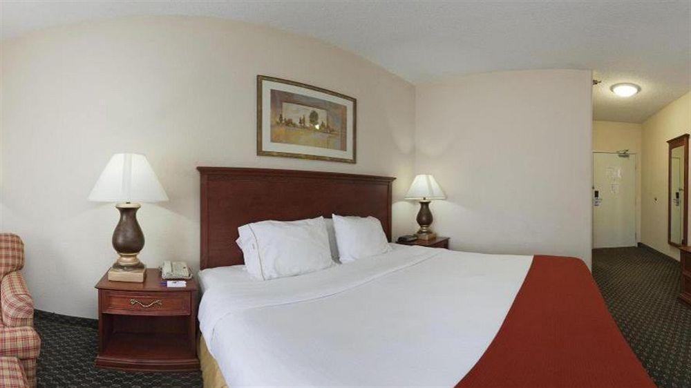 Comfort Inn & Suites Middletown - Franklin Экстерьер фото