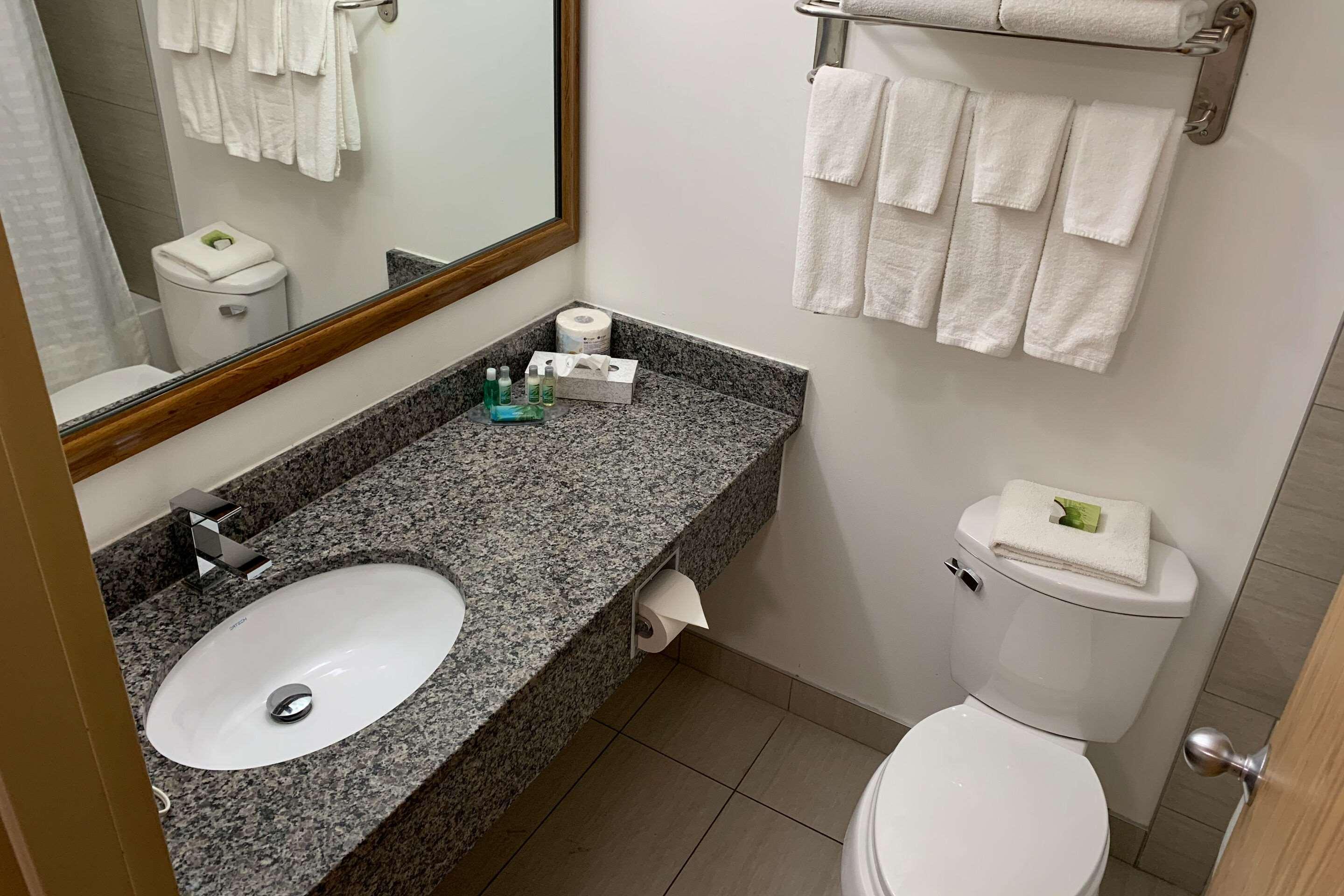 Comfort Inn & Suites Middletown - Franklin Экстерьер фото