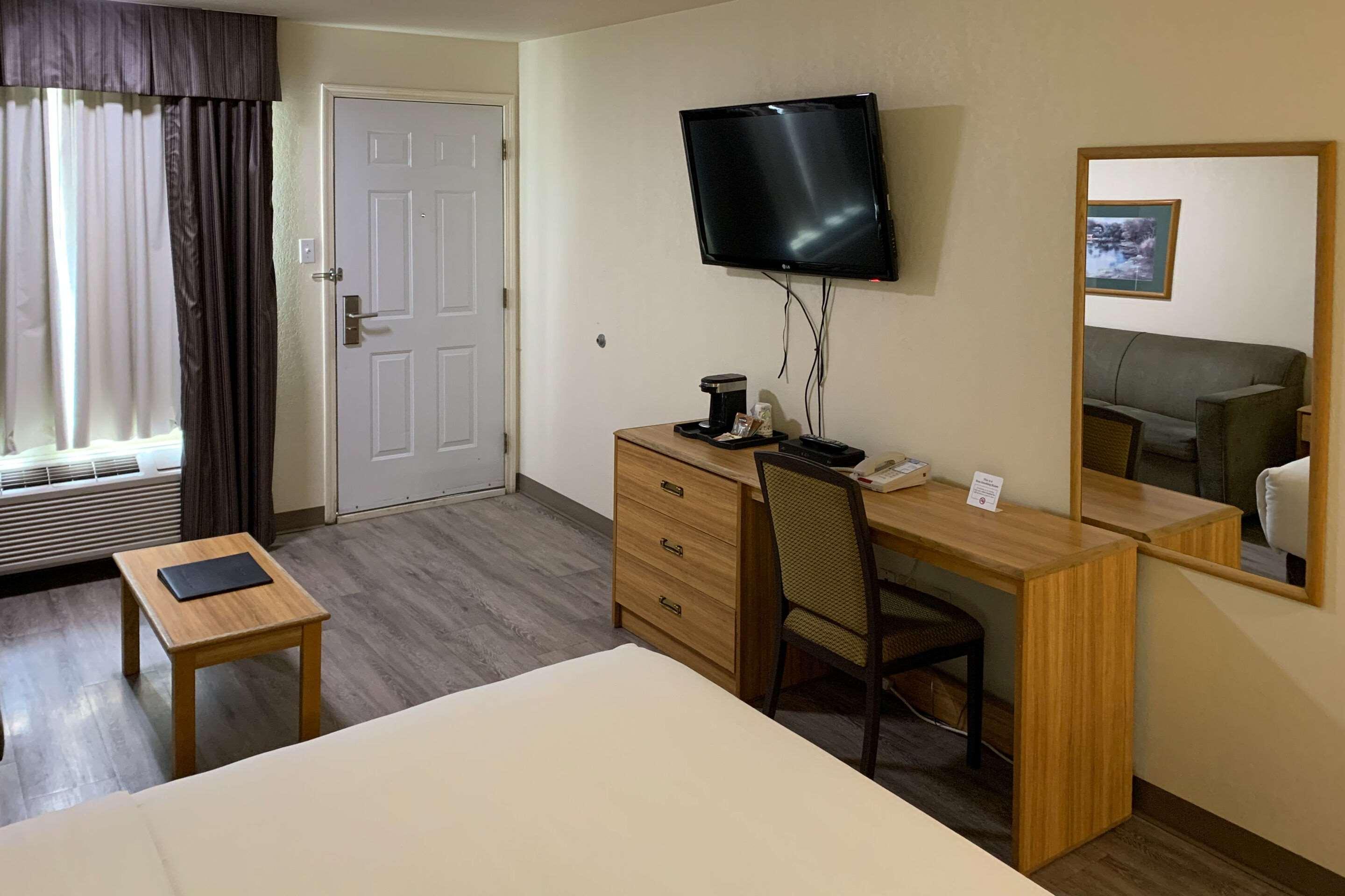 Comfort Inn & Suites Middletown - Franklin Экстерьер фото