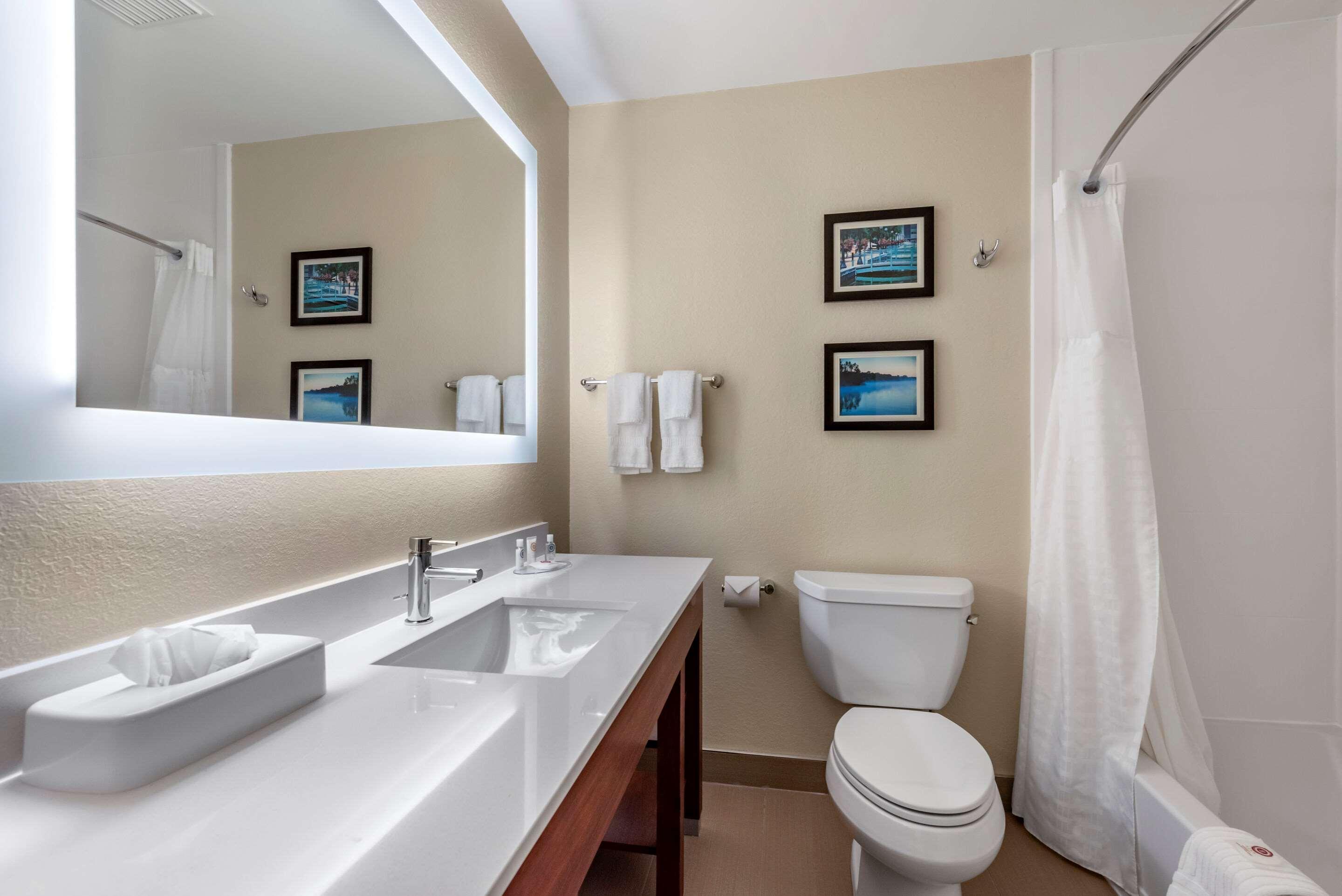Comfort Inn & Suites Middletown - Franklin Экстерьер фото