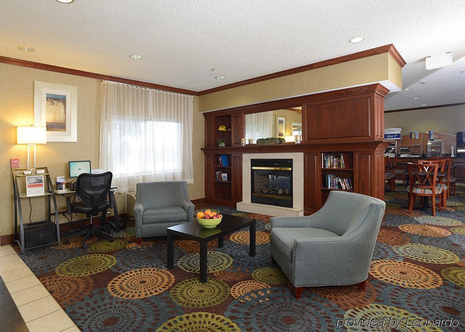 Comfort Inn & Suites Middletown - Franklin Экстерьер фото